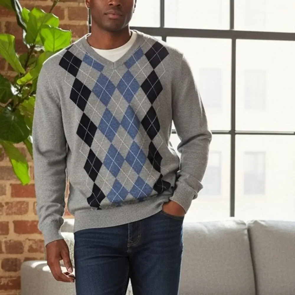 Banana Republic 100% Merino Wool Sweater Men L Argyle Diamond V Neck Gray Blue